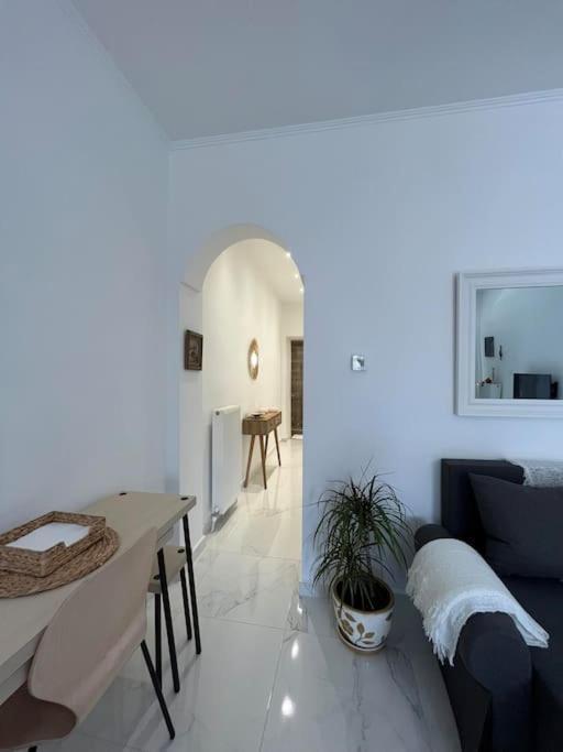 House In Diavata, Thessaloniki, Greece Apartment Luaran gambar
