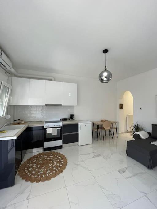 House In Diavata, Thessaloniki, Greece Apartment Luaran gambar