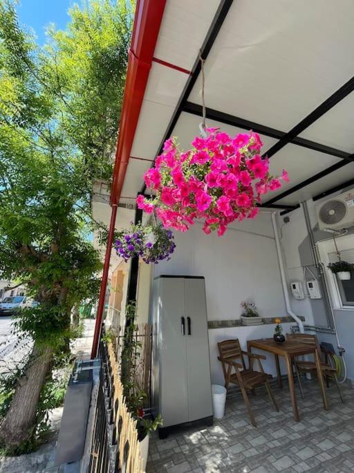House In Diavata, Thessaloniki, Greece Apartment Luaran gambar